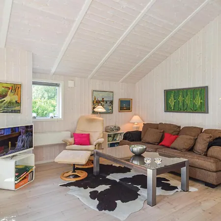 3 Bedroom Gorgeous In *