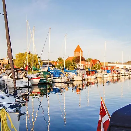 3 Bedroom Gorgeous In Askeby