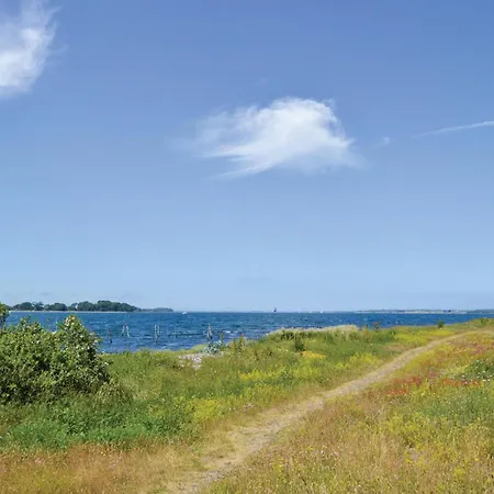 בית נופש 3 Bedroom Gorgeous In Askeby