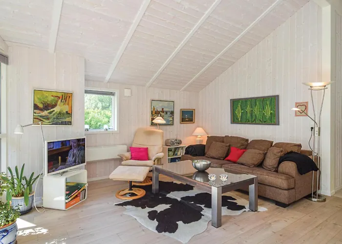3 Bedroom Gorgeous In *